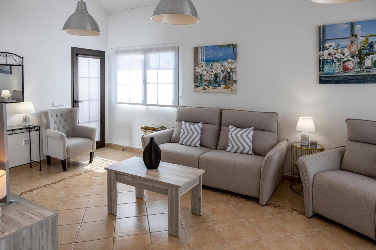 Ideal For Family Holidays, Near Beach And Golf- Casa James La Guirra ภายนอก รูปภาพ