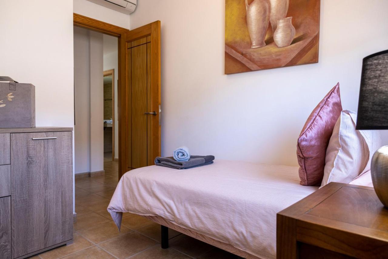 Ideal For Family Holidays, Near Beach And Golf- Casa James La Guirra ภายนอก รูปภาพ
